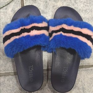 Rouge helium slippers worn twice